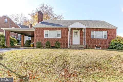2903 Spruce St, Harrisburg, PA 17109