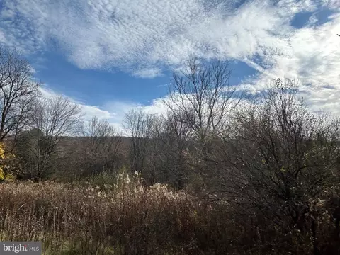 W Market Street, Williamstown, PA 17098