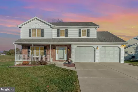 5080 Sue Ann Dr, Harrisburg, PA 17112