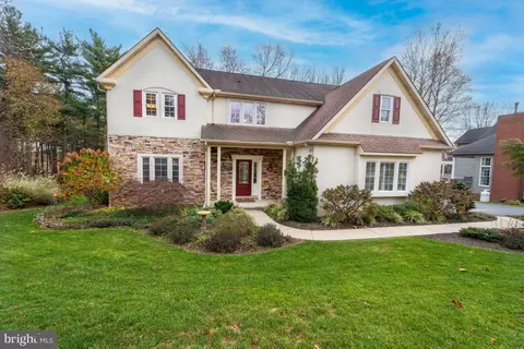 1839 Ohara Ln, Middletown, PA 17057