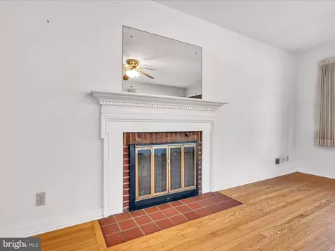 1246 E Derry Rd, Hershey, PA 17033 photo 8