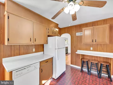 1246 E Derry Rd, Hershey, PA 17033 photo 9