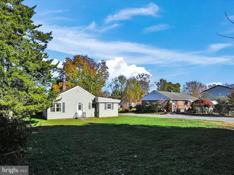 1246 E Derry Rd, Hershey, PA 17033 photo 26