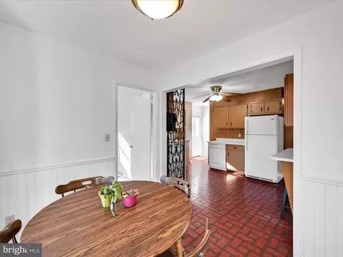 1246 E Derry Rd, Hershey, PA 17033 photo 14