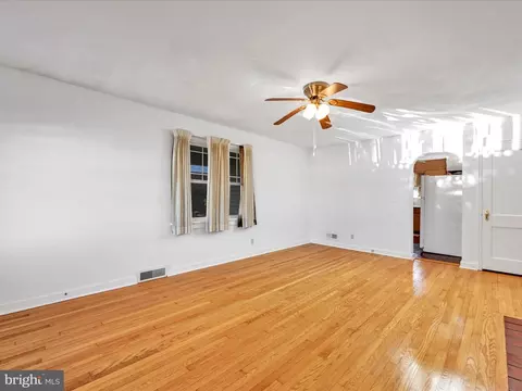 1246 E Derry Rd, Hershey, PA 17033 photo 7