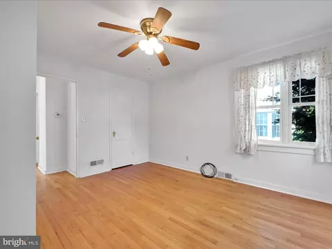 1246 E Derry Rd, Hershey, PA 17033 photo 15