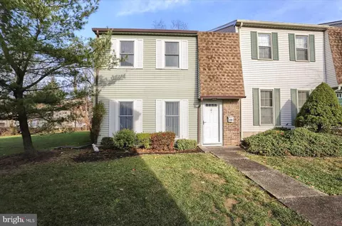 510 Lopax Rd, Harrisburg, PA 17112