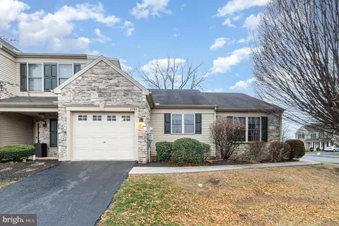 2194 Gelder Park Dr, Hummelstown, PA 17036