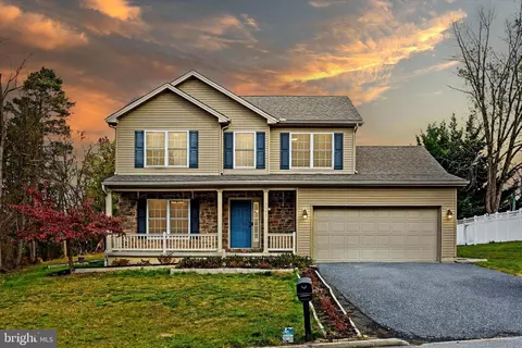 2043 Crums Mill Rd, Harrisburg, PA 17110