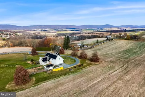 540 Enders Rd, Halifax, PA 17032