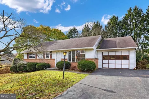 1760 Miller Rd, Dauphin, PA 17018