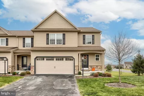 2759 Post Dr, Harrisburg, PA 17112