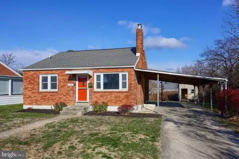 5024 Constitution Ave, Harrisburg, PA 17109