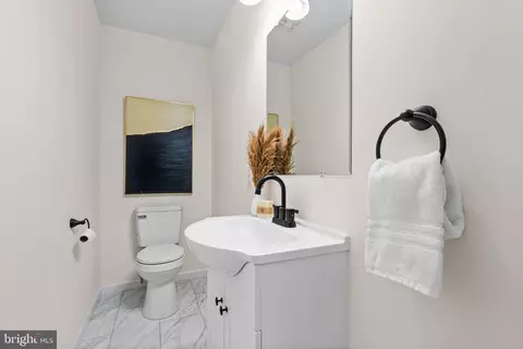 7 Forest Ave, Hershey, PA 17033 photo 24