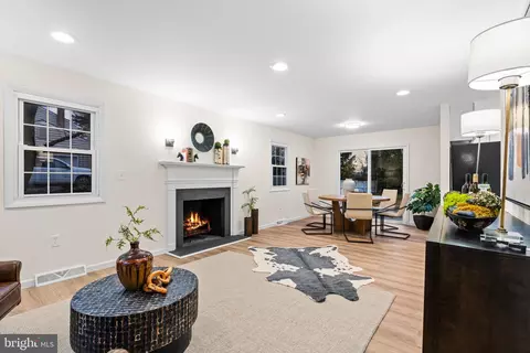 7 Forest Ave, Hershey, PA 17033 photo 7
