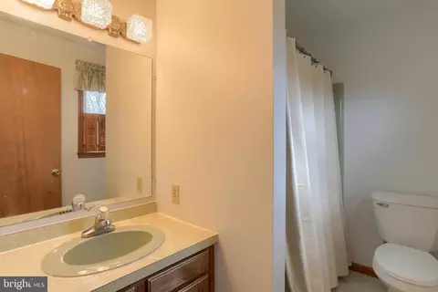 422 Cherry Dr, Hershey, PA 17033 photo 26