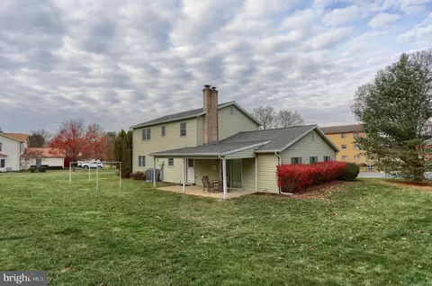 422 Cherry Dr, Hershey, PA 17033 photo 33