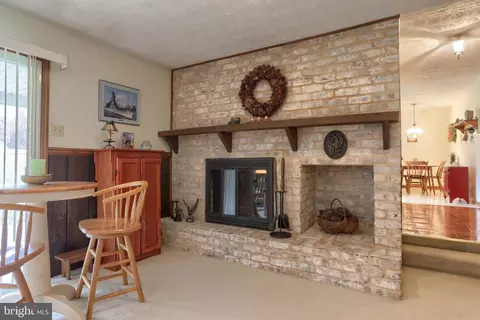 422 Cherry Dr, Hershey, PA 17033 photo 20