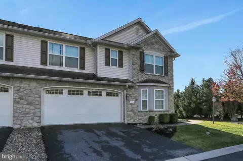 401 Redbud Ct, Harrisburg, PA 17110