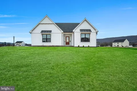 1151 Lotus Psge, Dauphin, PA 17018