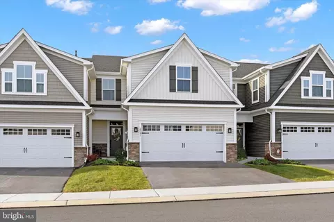 2341 Caroline Ln, Harrisburg, PA 17110
