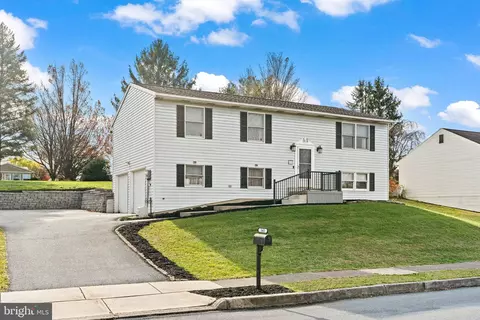 565 Wellington Rd, Harrisburg, PA 17109