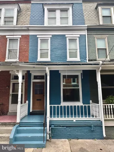 1911 Susquehanna St, Harrisburg, PA 17102