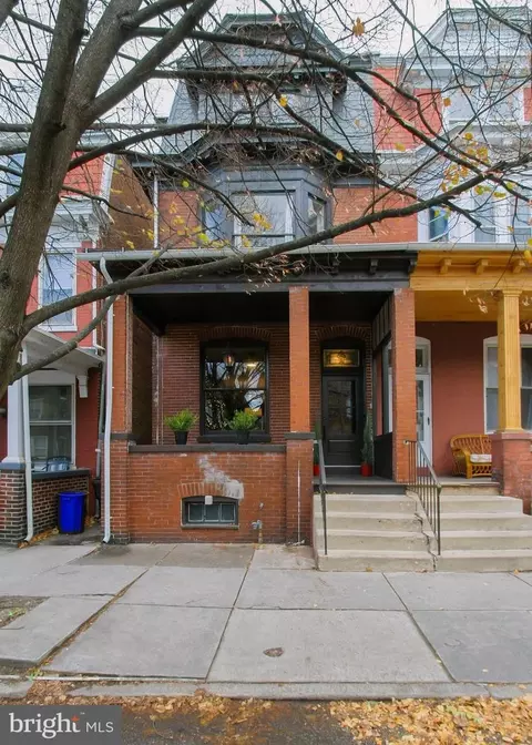 1827 N 3rd St, Harrisburg, PA 17102