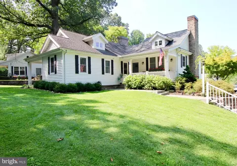 1210 Sand Hill Rd, Hummelstown, PA 17036