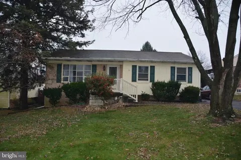 6171 Huntingdon St, Harrisburg, PA 17111