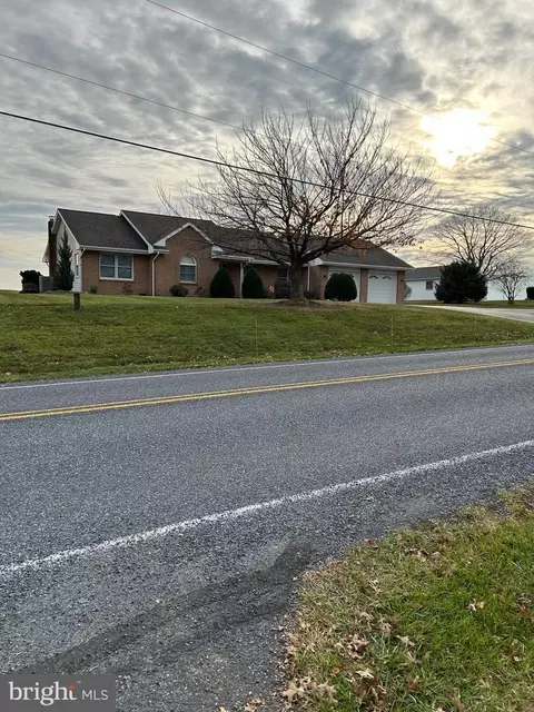 7891 Green Hill Rd, Harrisburg, PA 17112