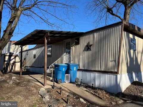 147 C Ln, Harrisburg, PA 17111