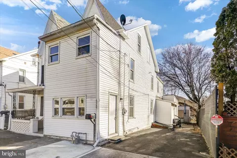 520 Ridge St, Steelton, PA 17113