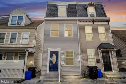 1728 Fulton St, Harrisburg, PA 17102