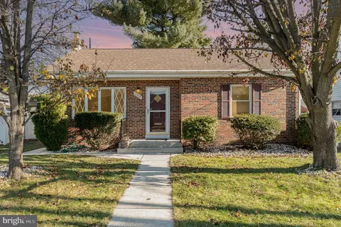 3909 Green St, Harrisburg, PA 17110