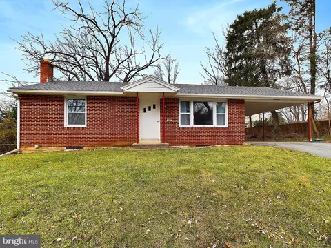 900 N Parkway Dr, Harrisburg, PA 17103