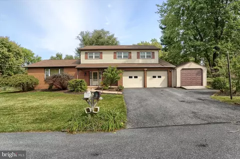 1428 Regency, Harrisburg, PA 17110