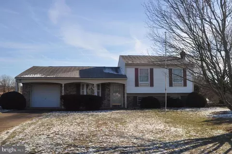 35 Galli, Halifax, PA 17032