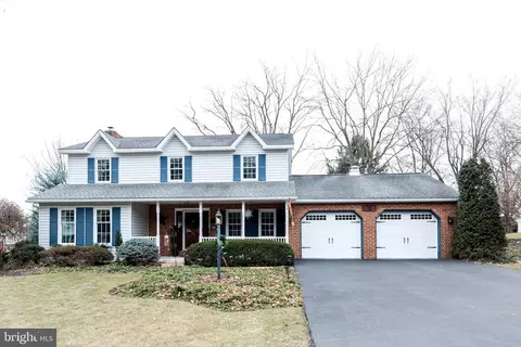 1323 Fenwick Dr, Harrisburg, PA 17110