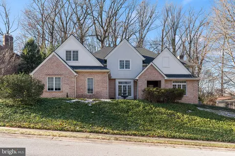 925 Appenzell Dr, Hummelstown, PA 17036