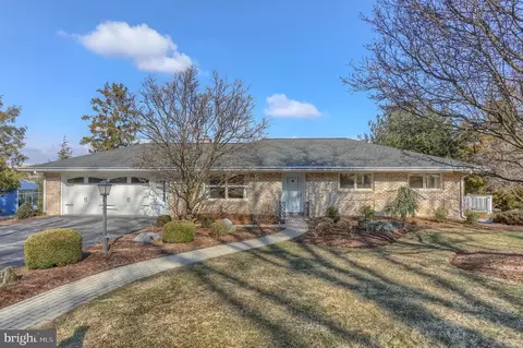 163 Forest Ave, Hershey, PA 17033