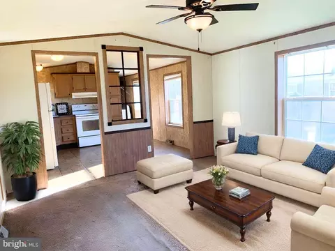 40 Rose Ave, Middletown, PA 17057