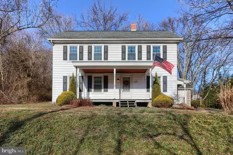 350 Stoney Creek Rd, Dauphin, PA 17018