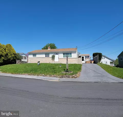 1411 Adams Ave, Harrisburg, PA 17112