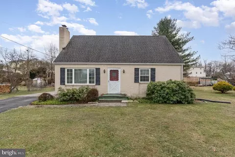 6217 Elaine Ave, Harrisburg, PA 17112