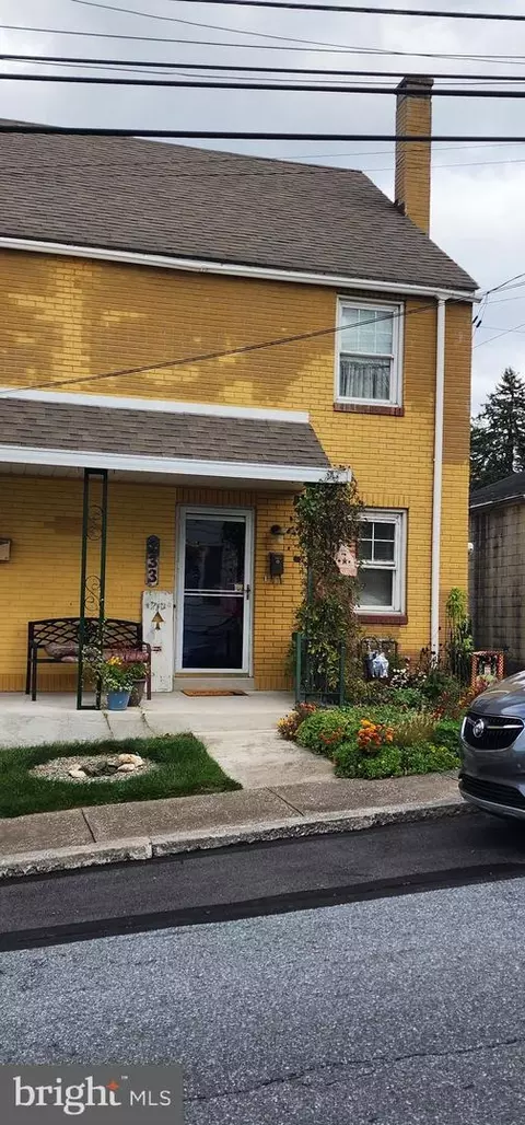 233 S 6th St, Steelton, PA 17113