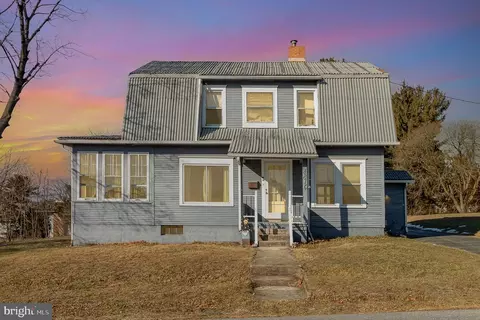 4816 Orchard St, Harrisburg, PA 17109