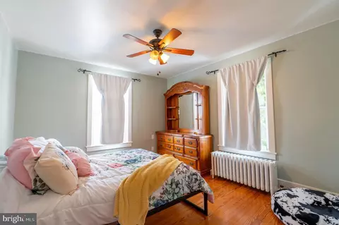 Bedroom - 455 E Derry Rd, Hershey, PA 17033 photo 1 of 2