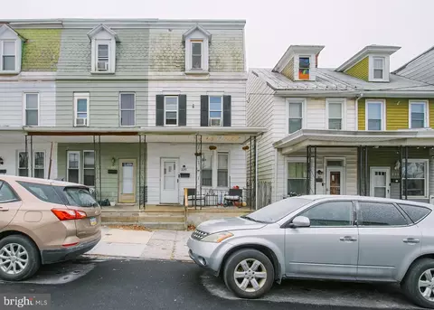 229 Locust St, Steelton, PA 17113