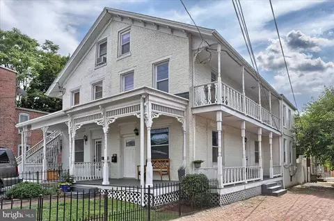 1338 Susquehanna St, Harrisburg, PA 17102